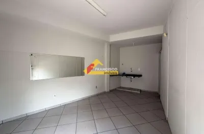 Ponto comercial para alugar no Catalão, Divinópolis 