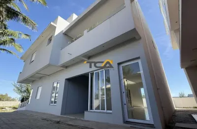 Sobrado moderno com 2 suítes a 200 metros do mar – balneário bellatorres/sc