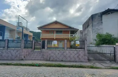 Casa para venda em brusque, guarani, 4 dormitórios, 2 suítes, 2 banheiros, 3 vagas