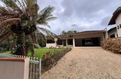 Casa para locação em brusque, são luíz, 3 dormitórios, 2 banheiros, 2 vagas