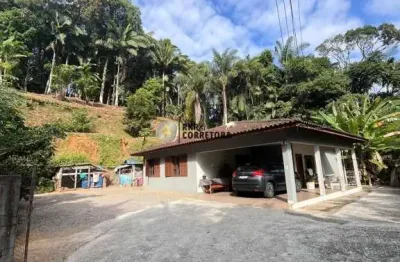 Casa para Venda em Brusque, SÃO PEDRO, 3 dormitórios, 1 suíte, 2 banheiros, 1 vaga