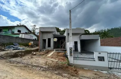 Casa para Venda em Guabiruba, Lageado Baixo, 2 dormitórios, 1 banheiro, 2 vagas