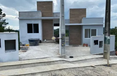 Casa para Venda em Brusque, Poço Fundo, 2 dormitórios, 1 banheiro, 1 vaga