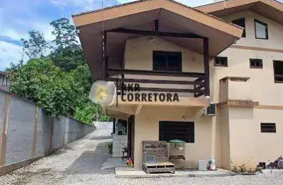 Casa para Venda em Guabiruba, SÃO PEDRO, 3 dormitórios, 1 suíte, 2 banheiros, 1 vaga
