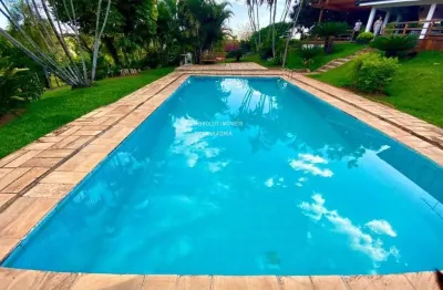 Chácara de luxo em condomínio no lagos de shanadu: 3 quartos, 3 suítes, 2 salas, 8 vagas de garagem, 350m². venda em indaiatuba-sp.
