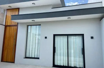 Casa térrea, 03 dormitórios, 02 vagas, jardim veneza, indaiatuba, sp