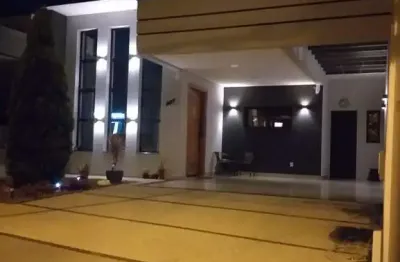 Casa com piscina à venda no condomínio mantova – indaiatuba/sp