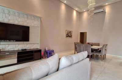 Casa em condomínio fechado com 3 quartos à venda na Rua Christiano Seleguin, 791, Jardim Bréscia, Indaiatuba