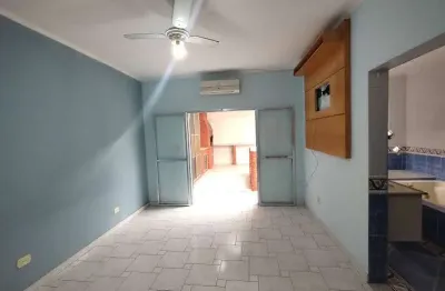 Sobrado com 3 suítes com closet, com 3 vagas de garagem - jd das rosas