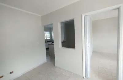 Casa com 3 quartos para alugar na Rua Professor Cortines Laxo, Vila Primavera, São Paulo