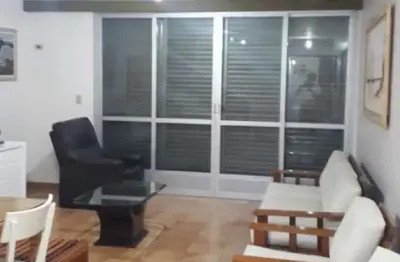 Casa em condominio no guaruja, de frente para o mar.