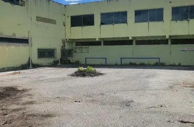 Excelente terreno com mezanino/galpão no centro de sete lagoas