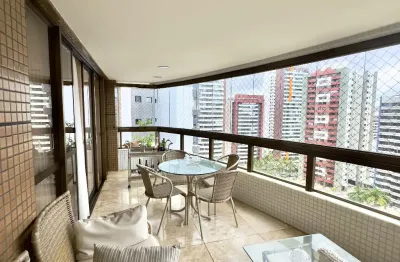 Apartamento alto padrão com 3 suítes e 245m² à venda no pituba ville