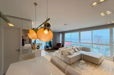 Apartamento Alto Padrão com Vista Mar em Patamares – 155m², 3 Vagas, Finamente Decorado