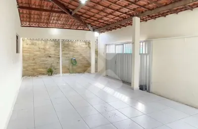 Casa à venda em mirassol (natal/rn) | 3 quartos, 136m²