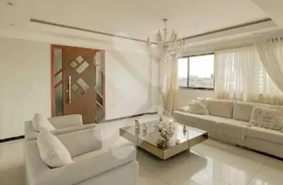 Apartamento à venda em candelária (natal/rn) | residencial burle max | 3 suítes - 235m²