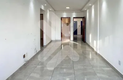 Apartamento à venda no condomínio porto seguro – bairro tirol