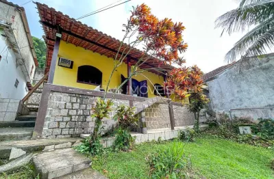Casa com 2 quartos à venda na Avenida das Palmeiras, Jardim Primavera, Duque de Caxias