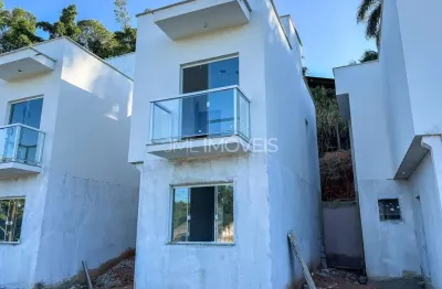 Casa de condomínio em campos elíseos  -  duque de caxias