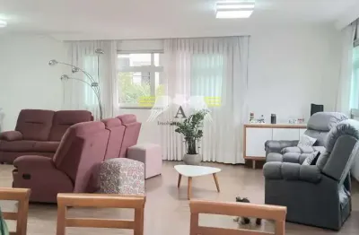 Apartamento para venda com 3 dormitórios sendo 1 suíte e 2 vagas de garagem    ,pronto para morar n