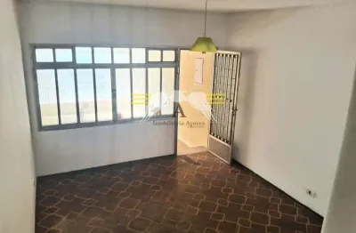 Excelente sobrado de  130m² à venda, 3 dormitórios, com terraço, localização excelente na região do