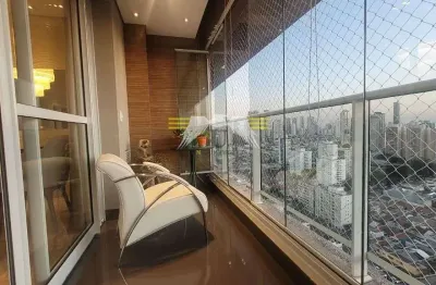 Belíssimo apartamento com vista maravilhosa em andar alto em condomínio clube , com fino acabamento