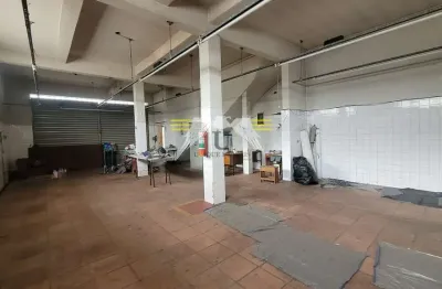 Excelente imóvel comercial,com mais de 400 m² e localização privilegiada em avenida movimentada na
