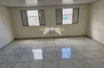 **casa térrea não independente 75m² com 3 dormitórios sendo 1 suíte e churrasqueira- não tem vaga-