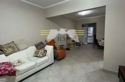 Sobrado moderno e acolhedor: conforto e praticidade no coração do Tatuapé