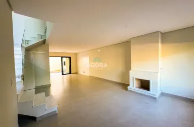 Ótimo sobrado com 169,90m² privativos e 3 (três) suítes localizado no bairro são josé