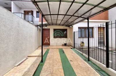 Sobrado com 2 (dois) dormitórios, localizado no bairro são josé.