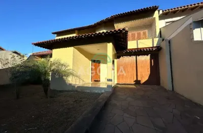Sobrado com 4 (quatro) dormitórios, localizado no bairro bela vista.