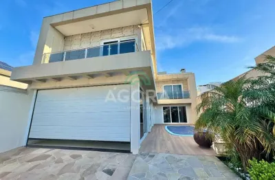 Sobrado com 205m² privativas, sendo 3 (três)  dormitórios com 1 (uma) suíte , no bairro igara.