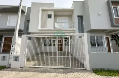 Ótimo sobrado com 03 dormitórios, sendo 01 suíte no bairro nsra das graças