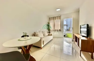 Sobrado com 2 (dois) dormitórios em condominio fechado, localizado no bairro igara em canoas.