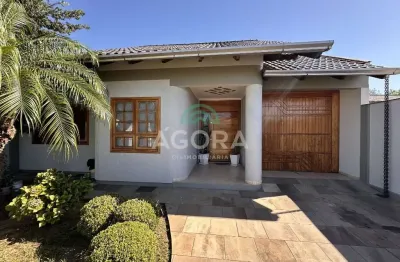 Casa térrea com 3 (três) dormitórios, sendo 1 (uma) suíte, localizada no bairro niterói.
