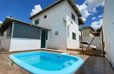 Imperdível oportunidade: casa à venda em conselheiro lafaiete-mg, bairro topázio. 3 quartos, 1 suíte, 1 sala, 2 banheiros, 1 vaga, 112 m².
