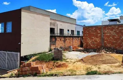 Imperdível oportunidade: casa à venda em conselheiro lafaiete-mg, novo horizonte, 3 quartos, 2 banheiros, 2 vagas de garagem