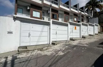 Casa para Venda em Duque de Caxias, Vila Itamarati, 3 dormitórios, 3 suítes, 4 banheiros, 1 vaga