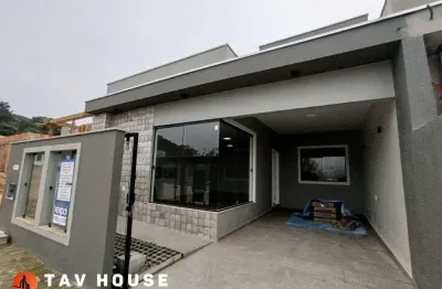 Casa aconchegante e bem-localizada, a poucos minutos do mar