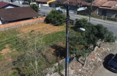 Terreno bommerwald: esquina, 19,90x27,70m. aceita permuta no local.