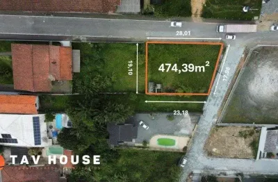 Terreno de esquina com 474,39 m² em área estratégica de penha