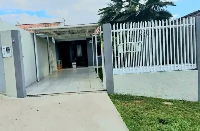 Araucária/capela velha - 99m2 - excelente residêcia 03 quartos, sala, cozinha, bwc, area serviço, edícula com churrasq, 01 vaga coberta, ter 06x30