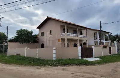 Casa linear com 2 quartos no bairro parati - araruama / rj