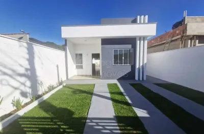 Linda casa linear à poucos metros da lagoa de araruama!