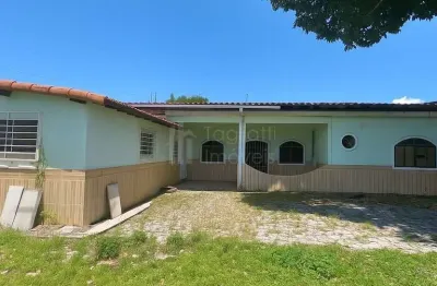 Casa com 2 quartos à venda em Parati, Araruama 