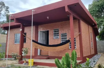 Casa à venda no bairro paracatu (morro grande) - araruama/rj