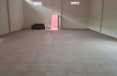 Barracão / Galpão / Depósito para alugar no Parque Hotel, Araruama 