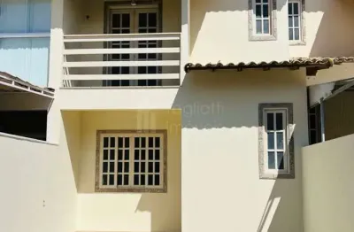 Casa em condomínio fechado com 2 quartos à venda no Outeiro, Araruama 