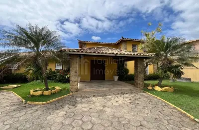 Mansão de alto padrão com canal navegável à venda em búzios/rj